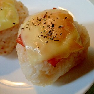 COで　ベーコンとチーズとバジルの焼きおにぎり